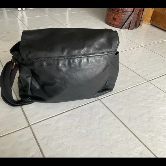 Dolce & Gabana,leather office bag